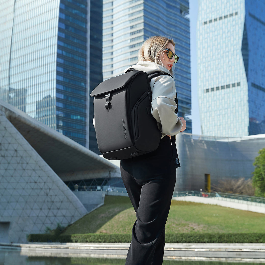 Arctic Hunter Water Resistant Backpack